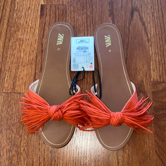 NWT Zara slides